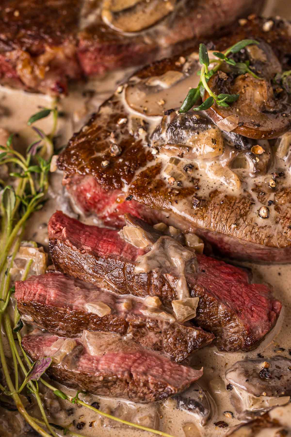 Easy Homemade Creamy Mushroom Sauce: Steakhouse Flavor in Minutes